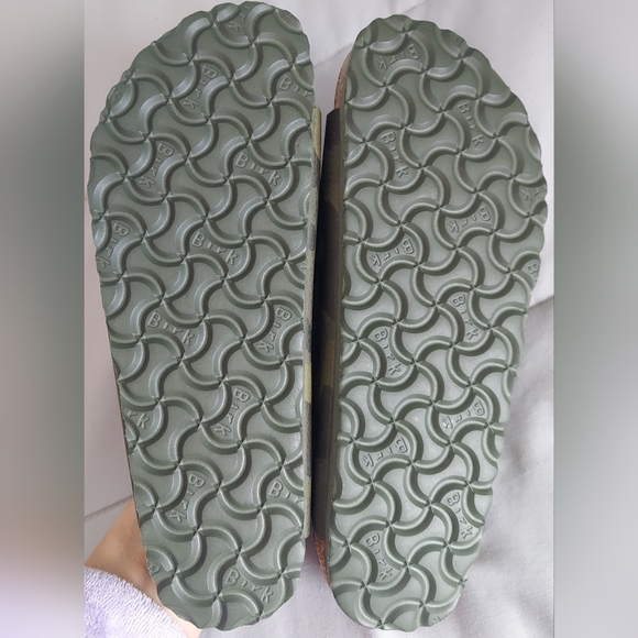 Birkenstock Arizona Green and Sand Camouflage Sandals Women Size 6 Or EU 37 NWT - Picture 8 of 10
